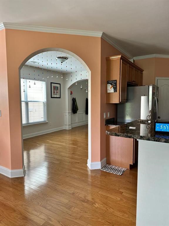 Building Photo - 5860 White Creek Run