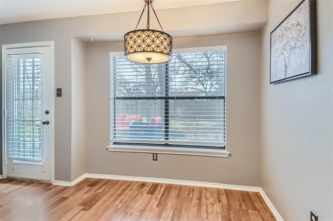 Building Photo - 1504 Spiderlily View