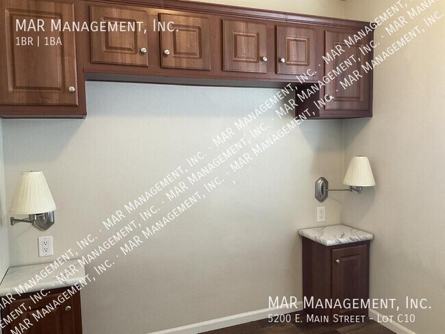 Building Photo - 5200 E Main St