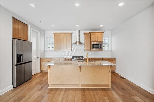 Building Photo - 167 Gress Rd