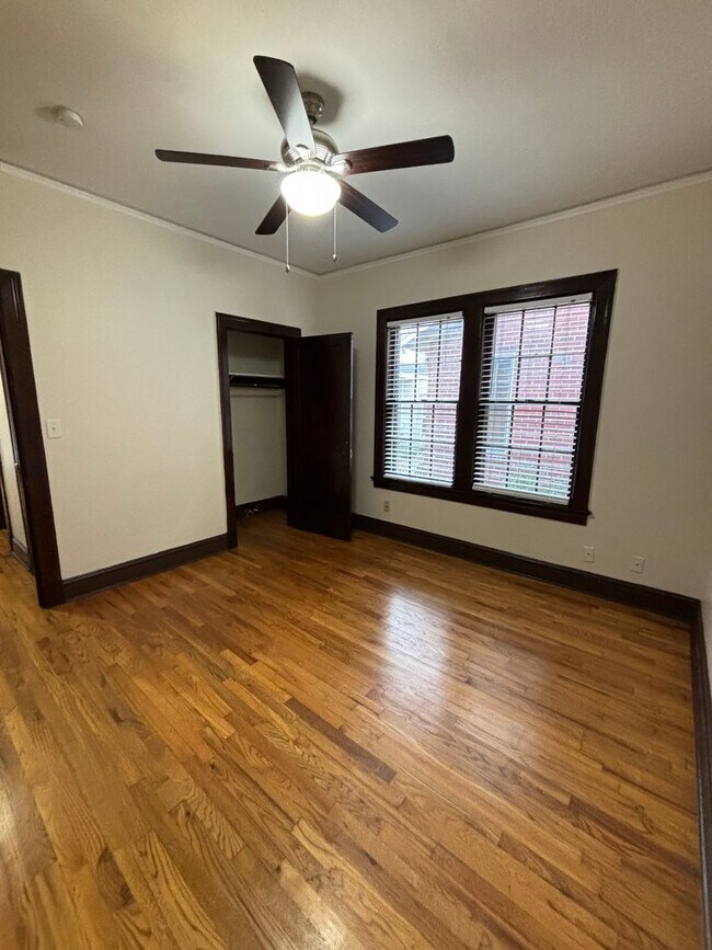 Building Photo - FALL 2026!!! Historic Woodbury Row 4 Bedro...