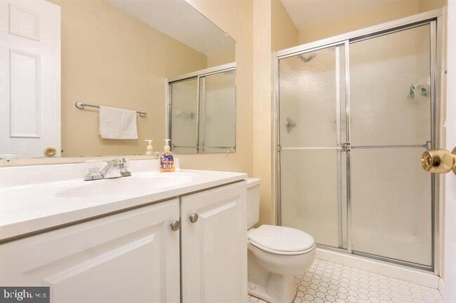 Building Photo - 7717 Inversham Dr