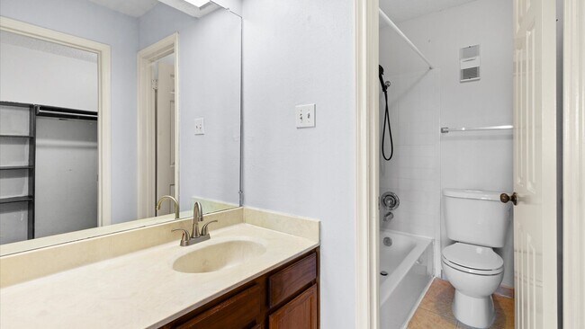 Building Photo - Spyglass Hill