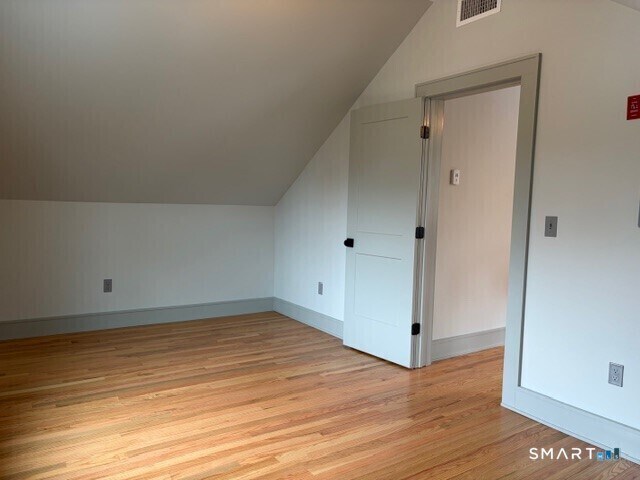 Building Photo - 108 Wilson St