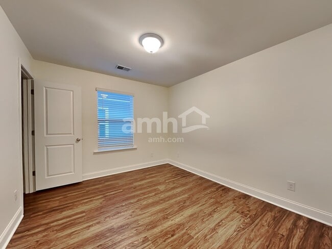 Building Photo - 1830 Produce Ln