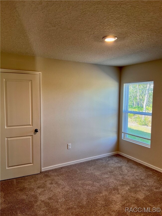 Building Photo - 6652 N Bedstrow Blvd