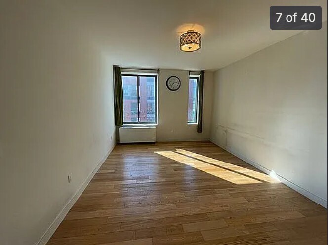 Living Room - 8 Vanderbilt Ave