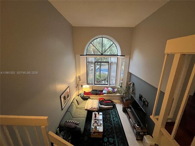 Building Photo - 15525 N Miami Lakeway