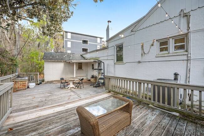 Building Photo - 1254 SW 9th Rd