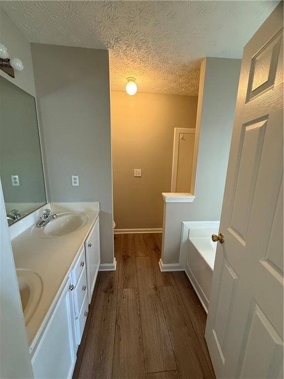 Building Photo - 980 Melrose Park Pl NW