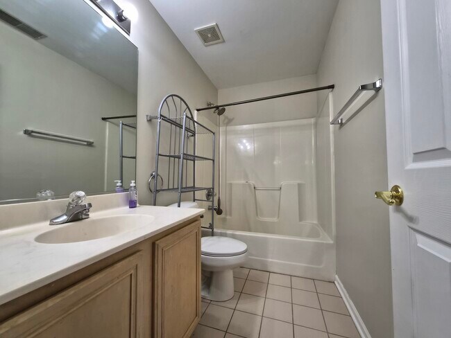 Building Photo - 3064 Serenity Ln