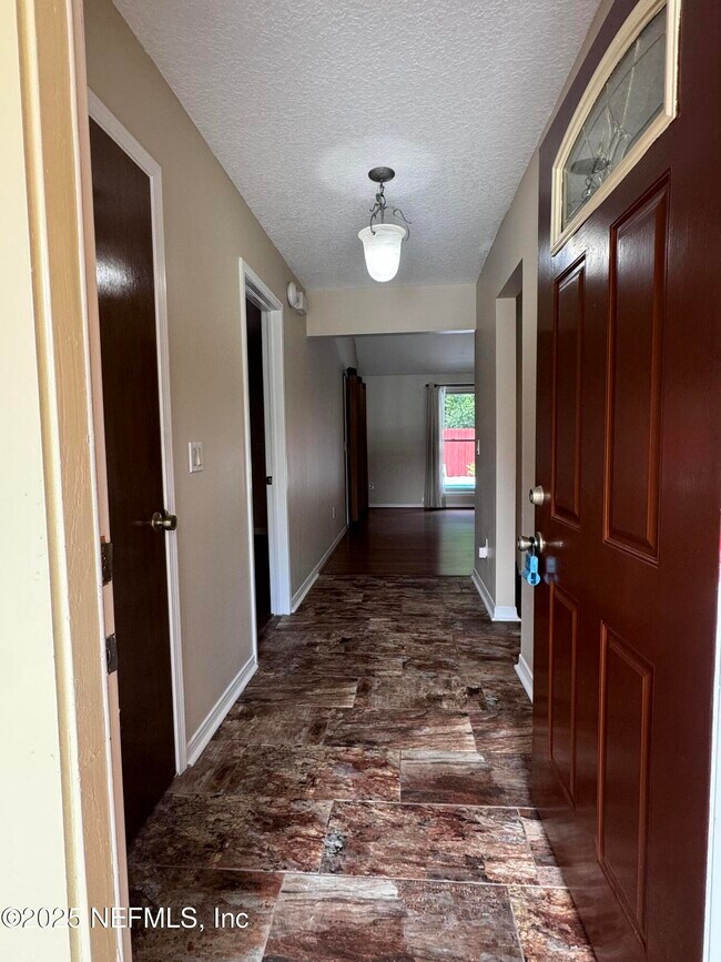 Building Photo - 8179 Crosswind Rd