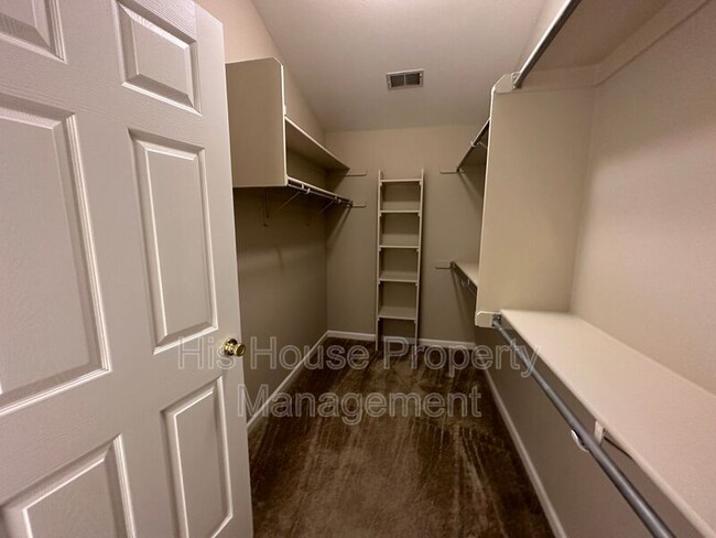 Building Photo - 5151 W 29th St