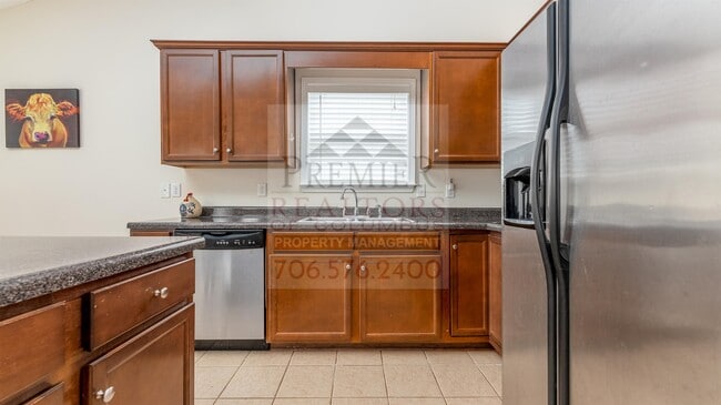 Building Photo - 22 Oakwood Dr