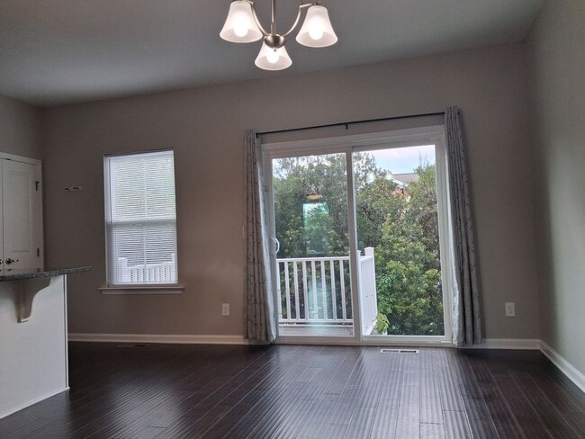 Building Photo - 4301 Saltmarsh Ln