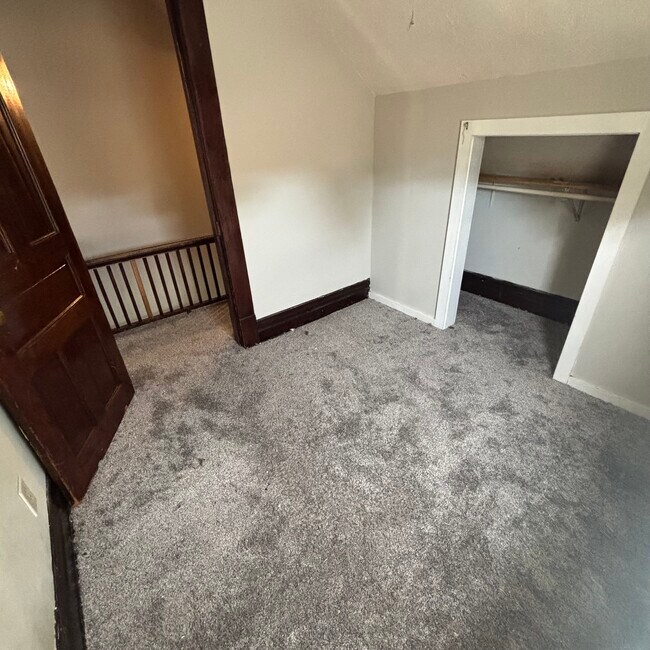 Building Photo - 219 N Magnolia Ave