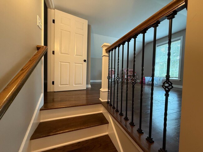 Building Photo - 3125 Hwy 49 E