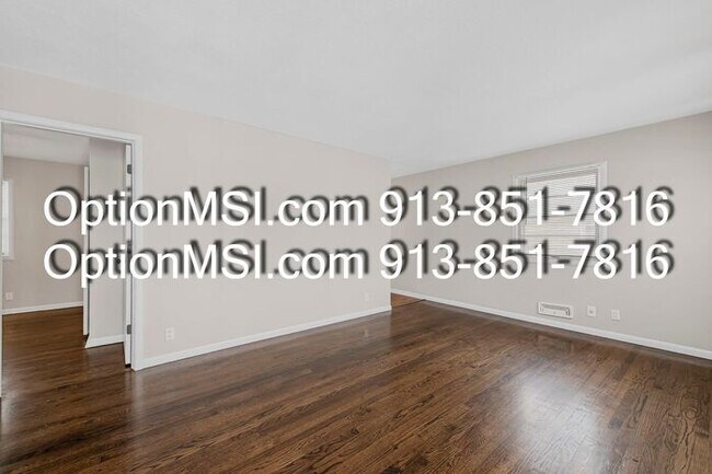 Building Photo - Charming Updated Home in a Convenient KC Location!