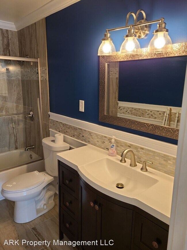 Building Photo - 2 br, 2 bath House - 8385 Kennedy Circle #6