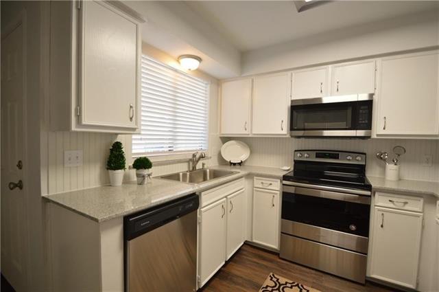 Building Photo - 518 Hunters Glen St