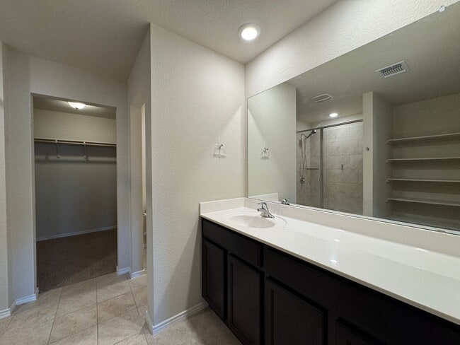 Building Photo - 5913 Harriet Tubman Ave