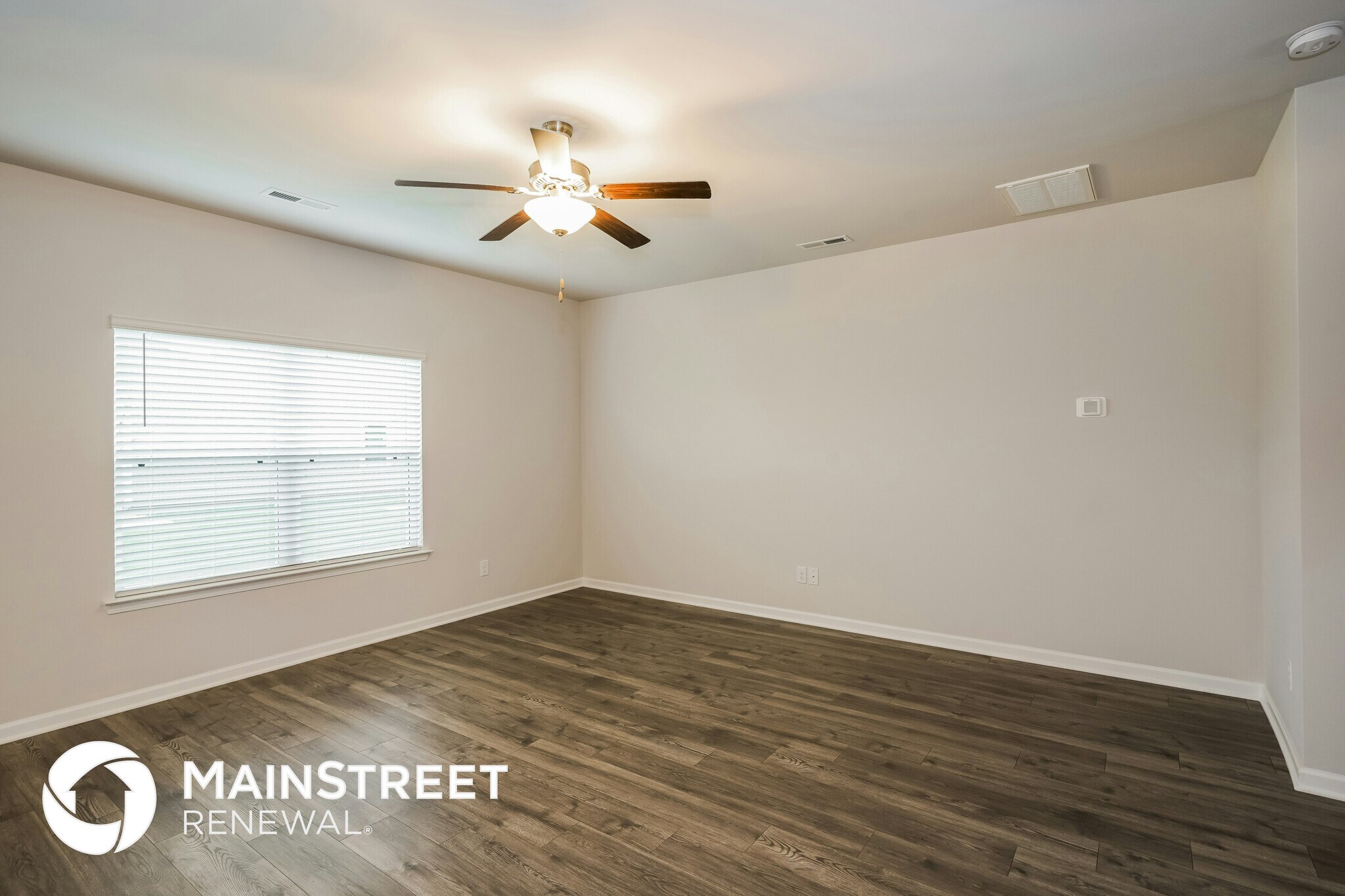 Building Photo - 2306 Curbow Dr