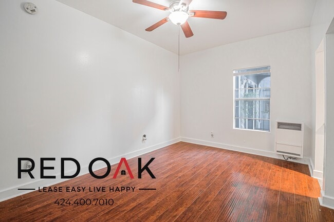 Primary Photo - 250 Loma Dr