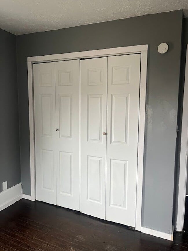 Building Photo - 3 Bedroom 1 Bathroom Home for Rent - Appli...