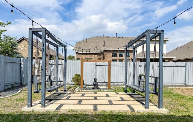 Building Photo - 3020 Desert Shade Bnd