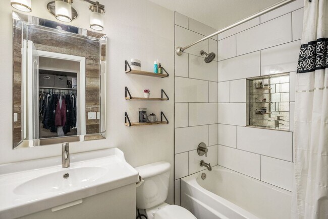 Building Photo - Spacious Home and a Hobbyist Dream w/Large...