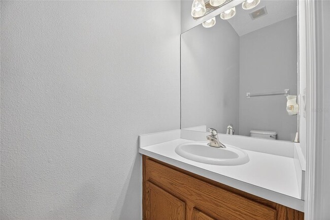 Building Photo - 13123 Kings Crossing Dr