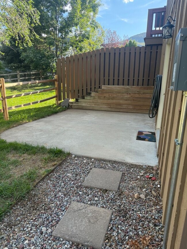 Building Photo - 4122 Sky Ranch Dr