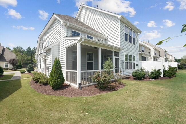 Building Photo - 322 Acorn Hollow Pl