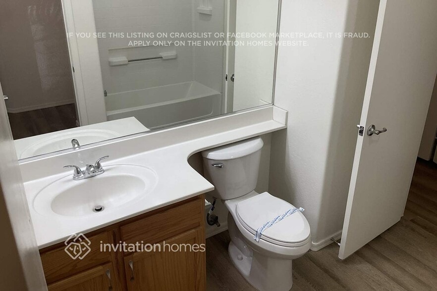 Building Photo - 10266 E Keats Cir