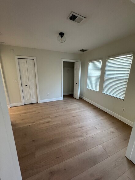 Building Photo - 19021 2nd St NE