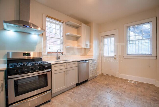 Building Photo - 735 Ponce De Leon Ct NE