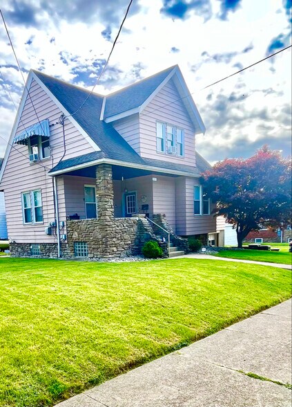 Primary Photo - 3221 Herbert Ave