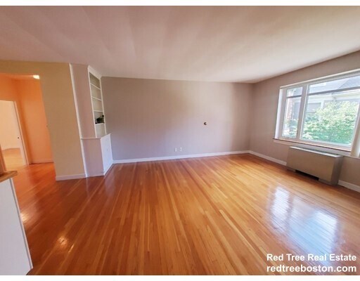 Building Photo - 573 Washington St