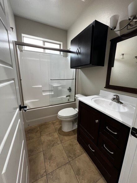 Bathroom 1 - 1110 Catherine Way