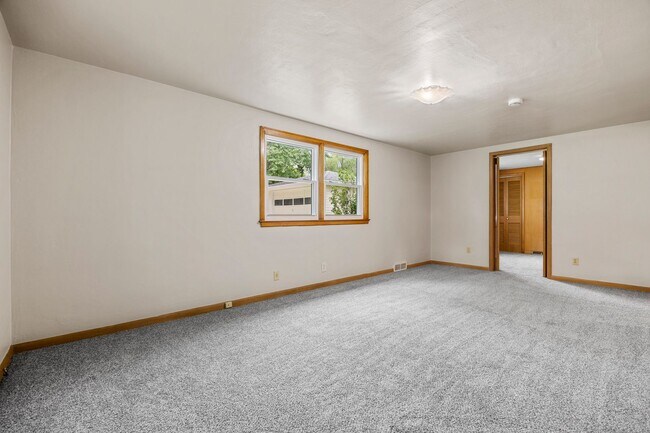 Building Photo - 4 Bedroom Remodeled with 2 Stall Detached Garage
