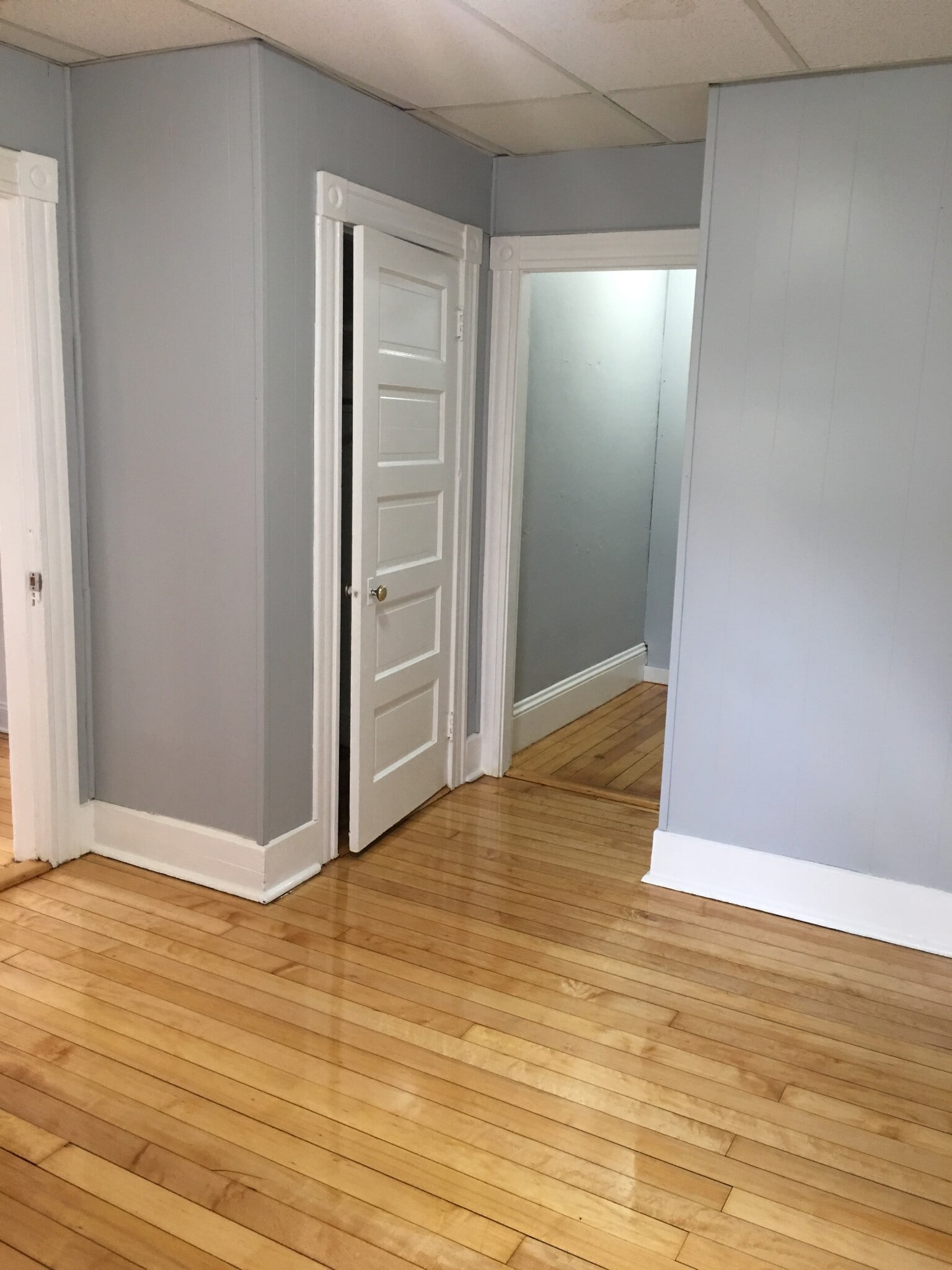 BEDROOM - 28 Paine St