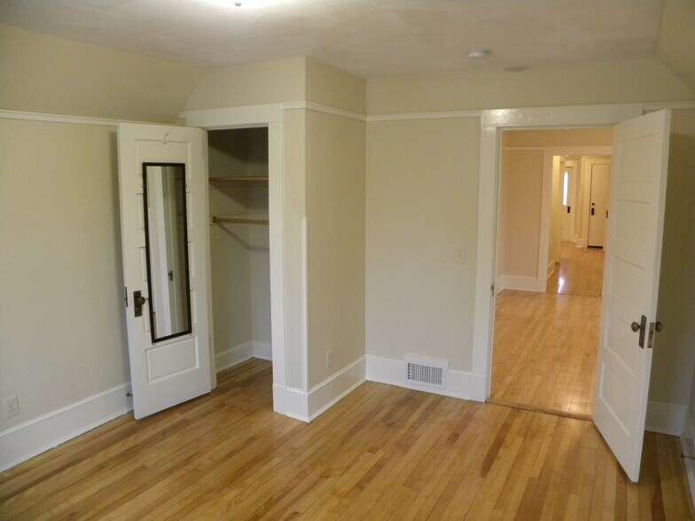 Front Bedroom2 - 925 Vilas Ave