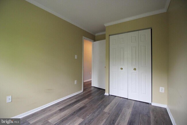 Building Photo - 953 Ferndale Ave