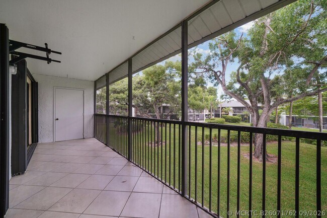 Building Photo - 1284 S Military Trail