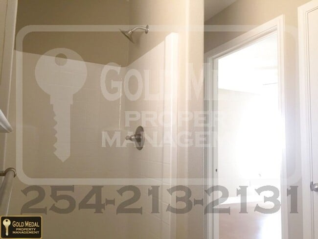 Building Photo - 1017 S 9th St