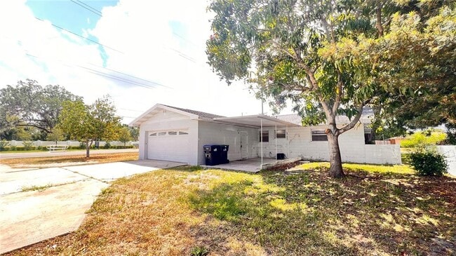 Building Photo - 4709 Redfern Dr
