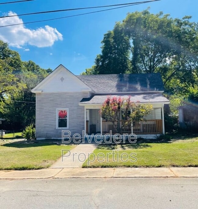 Building Photo - 211 W 7th Ave