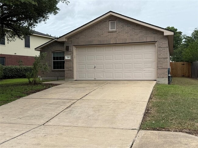 Building Photo - 316 Meadow Park Dr