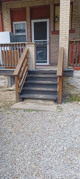 Building Photo - 203 Merrimac St
