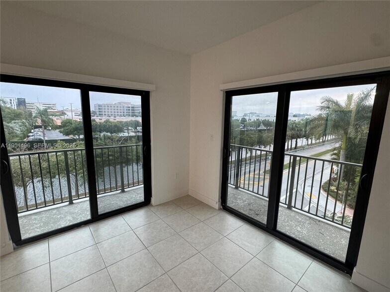 Building Photo - 8363 NW 41st St